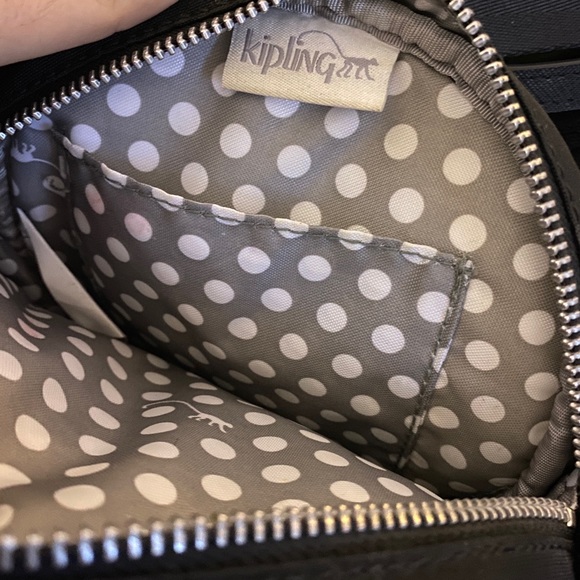 white and black mini purse - Picture 2 of 4